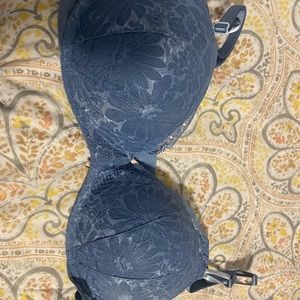 Victoria Secret NWT Bra